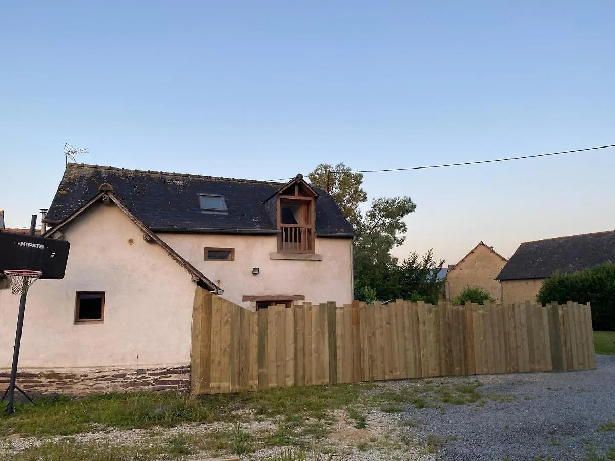 Maison De Charme En Campagne A 10 Min De Rennes Noyal-Chatillon-sur-Seich France